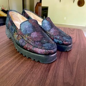Ron White black floral loafers